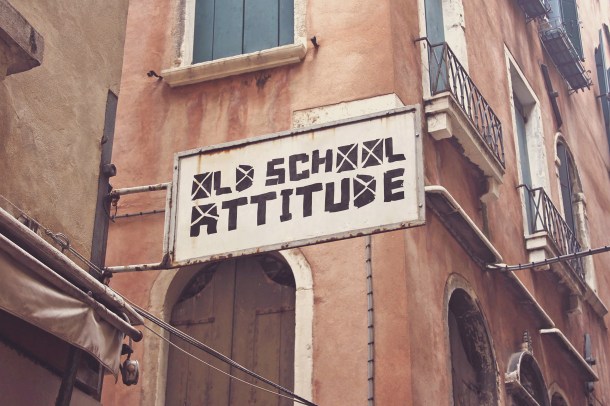 1 Venetian Old Signboard (2340x1560)